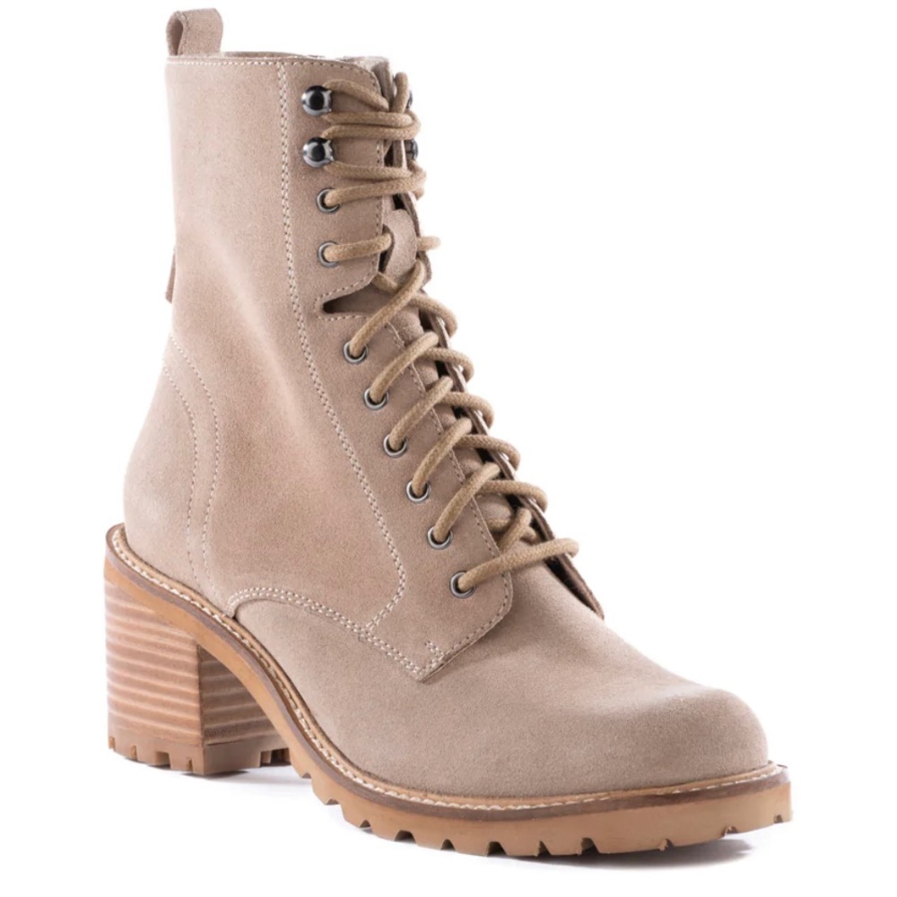 Seychelles Irresistible Combat Lace-Up Suede boots